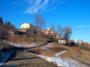 Casa Di Collina Nelle Langhe Typical country house